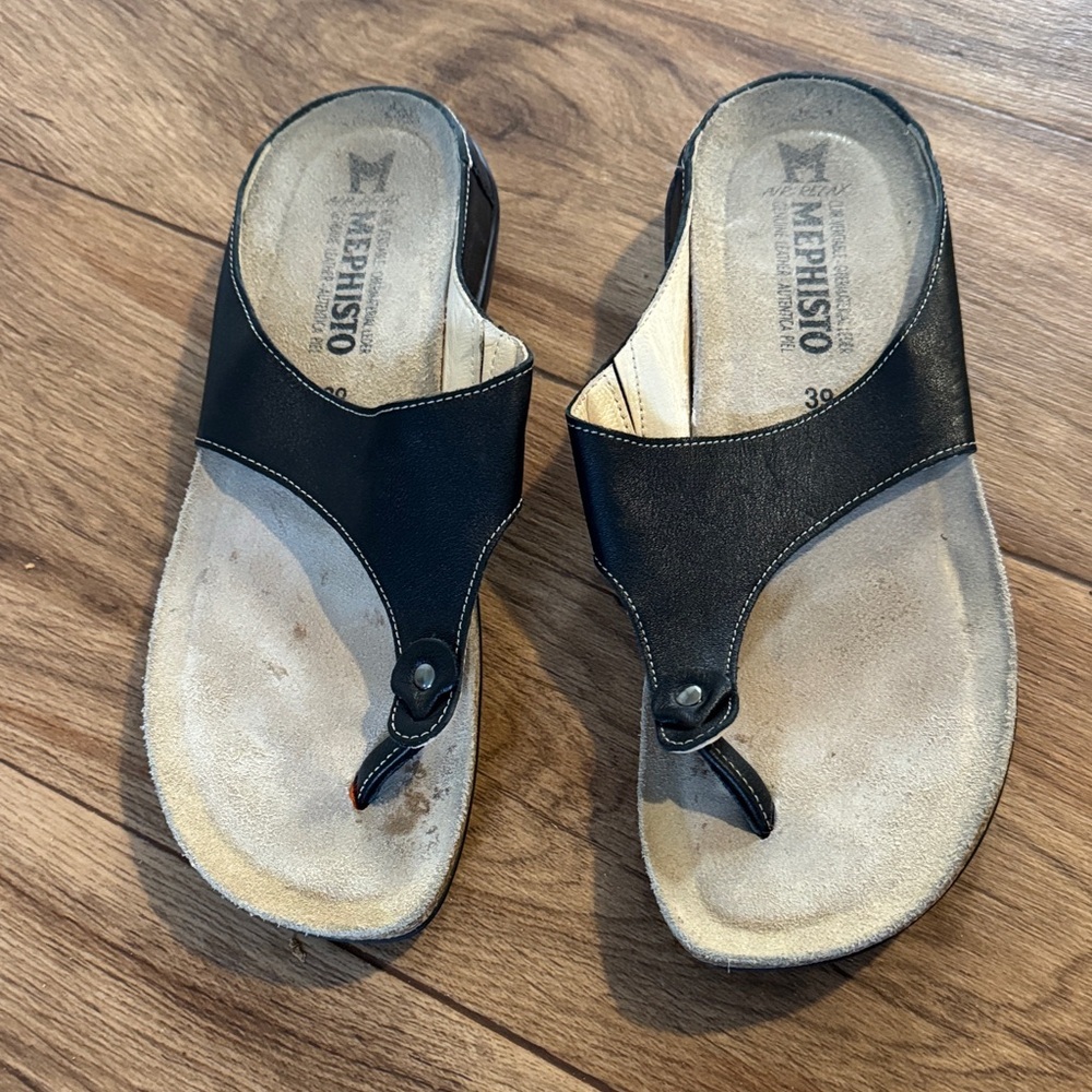 Mephisto Black Leather Slip-On Sandals